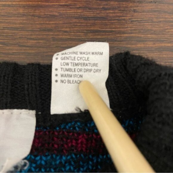 Vintage Rob Winter Men’s Acrylic Knit Snowflake Sweater. Size XL. - Picture 5 of 15